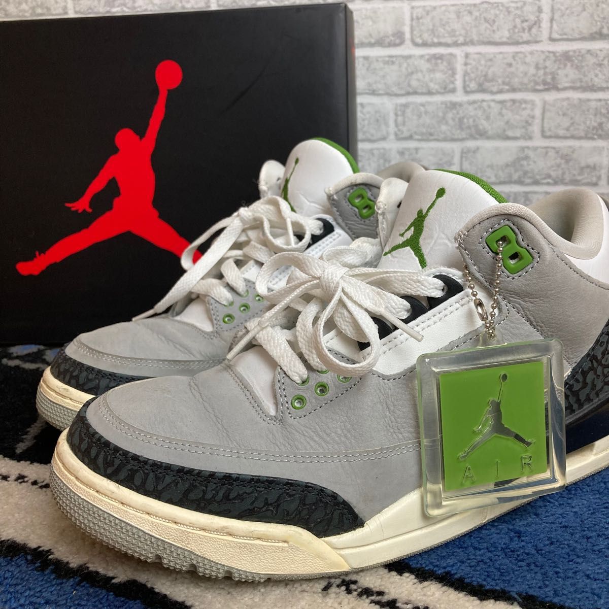 ナイキ　AIR JORDAN 3 RETRO クロロフィル　エア・ジョーダン３