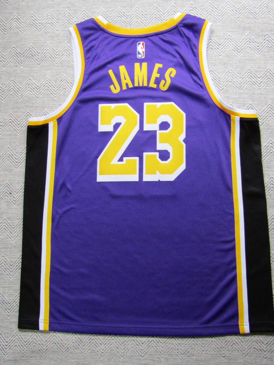 無料配達 LAKERS NBA スウィングマン 美品！ レブロン・ジェームズ