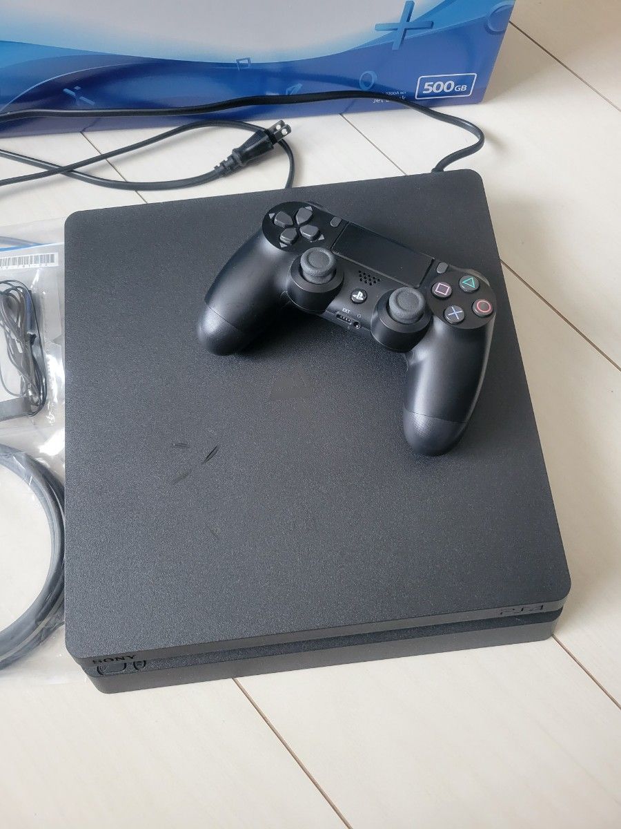 中古 PlayStation4 500GB CUH-2200A B01 ジェット・ブラック PS4本体