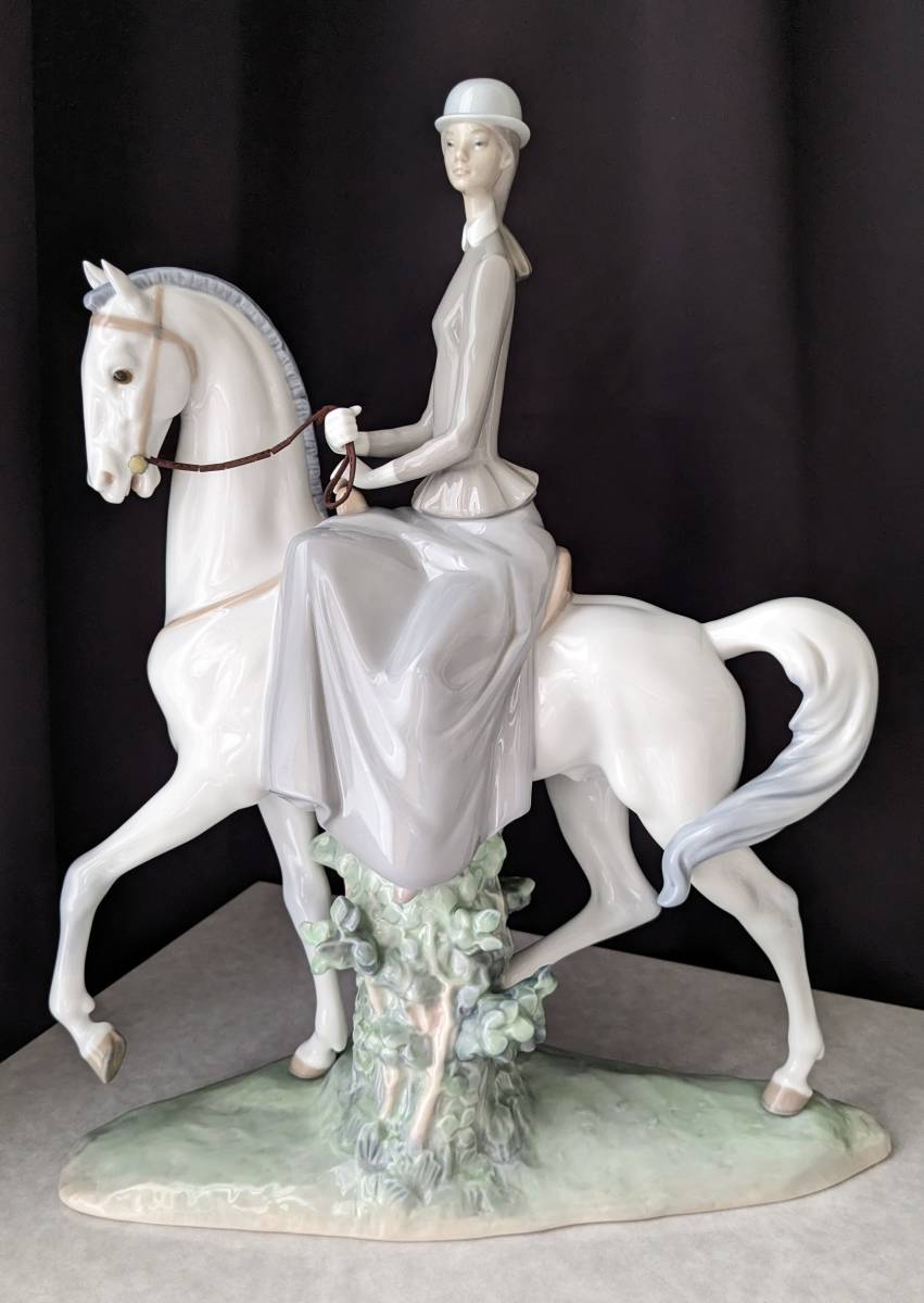 LLADRO リヤドロ 白い馬の少女 フィギュリン 陶器 textilia.md