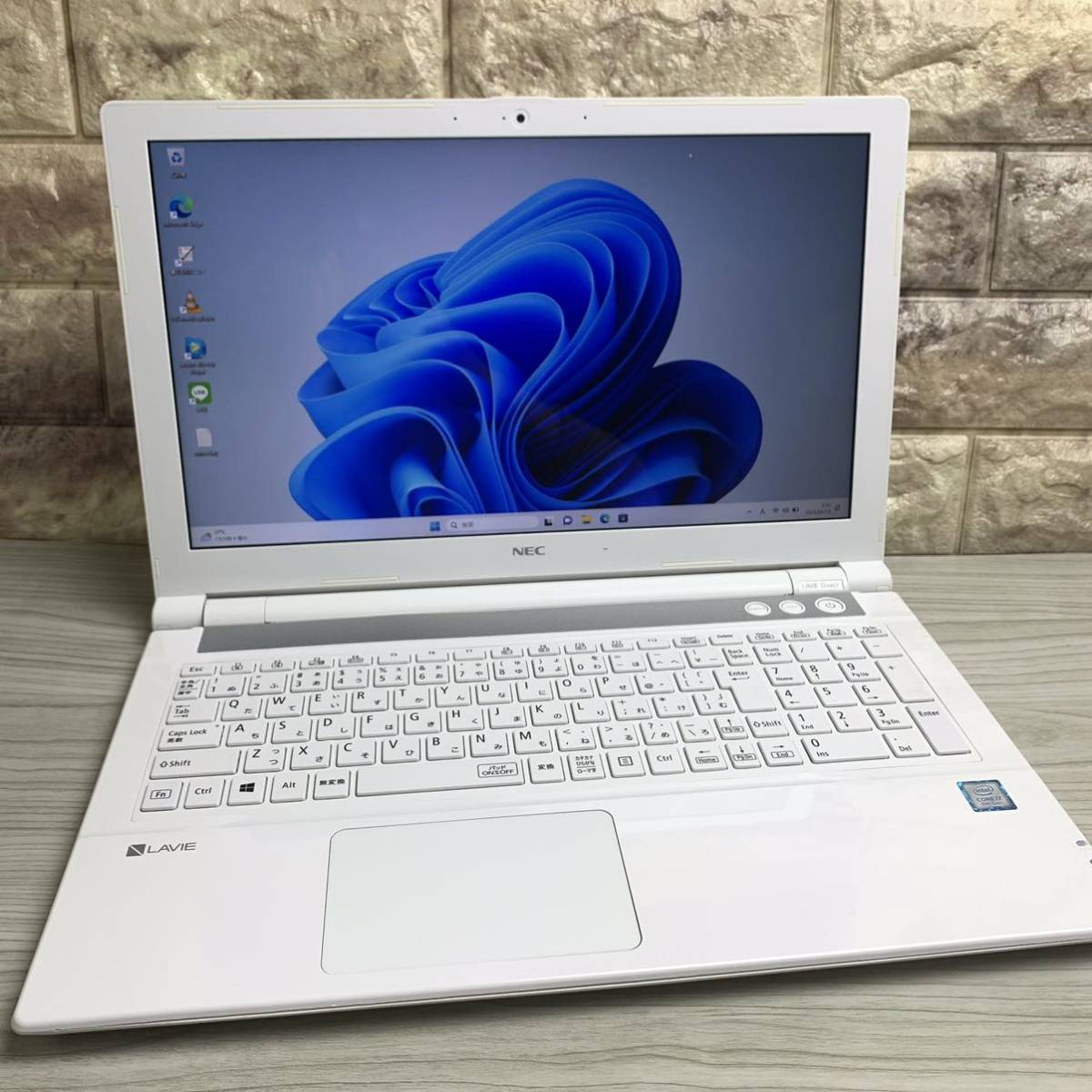 第8世代♪Core i7-8550U 新品SSD1TB NEC LAVIE Direct NS メモリ 第8世代♪Core i7-8550U 新品SSD1TB NEC LAVIE Direct NS メモリ