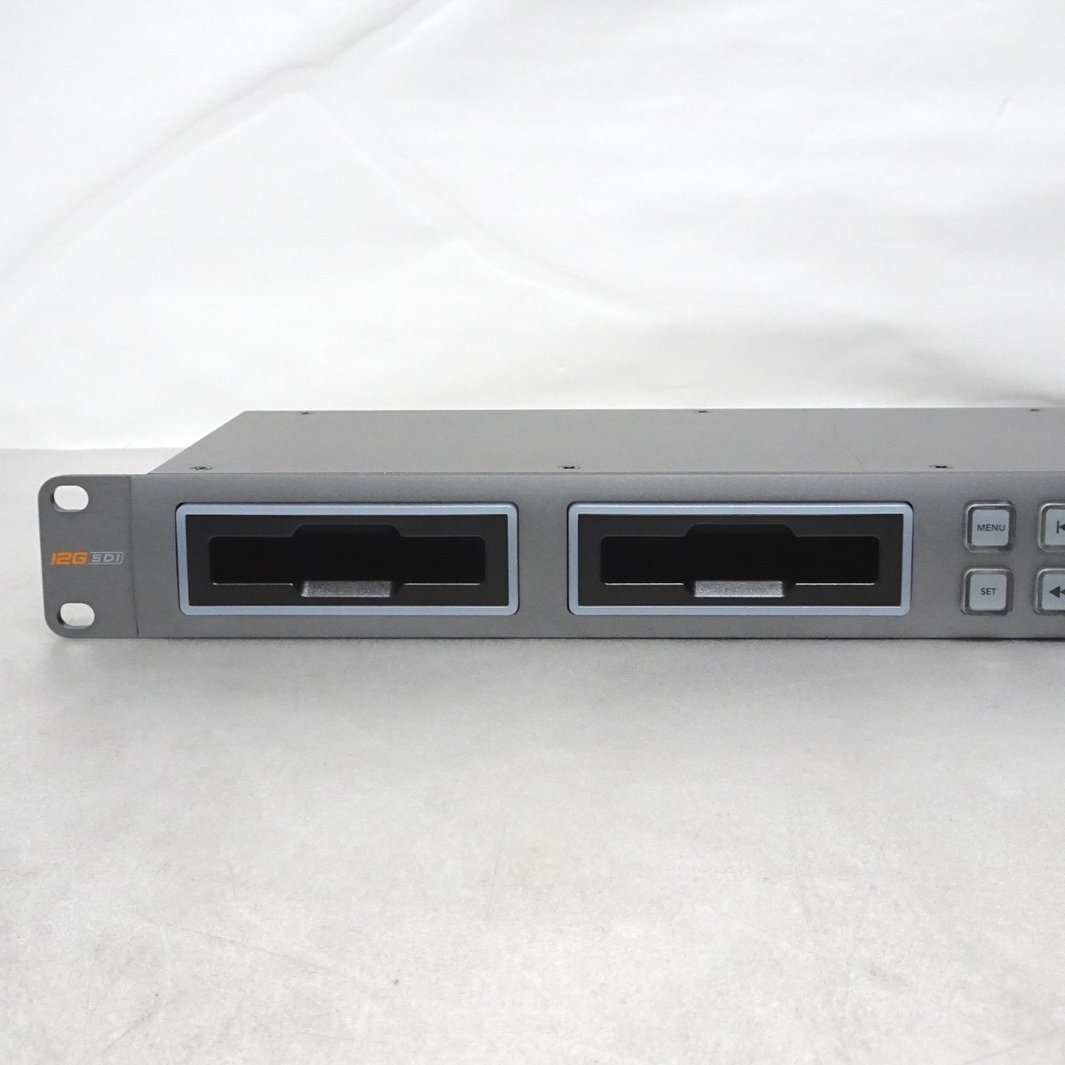 流行に BlackmagicDesign HyperDeck ビデオレコーダー【中古/訳あり