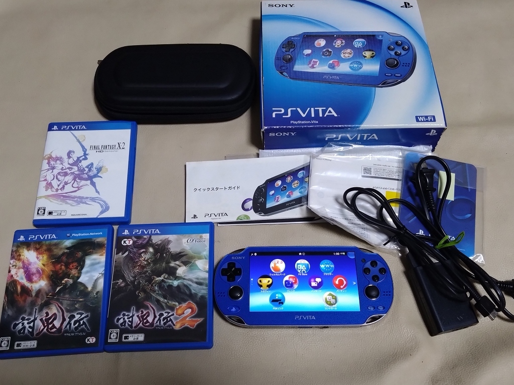 ヤフオク! - PS Vita PCH-1000 本体＋ソフト3本セット