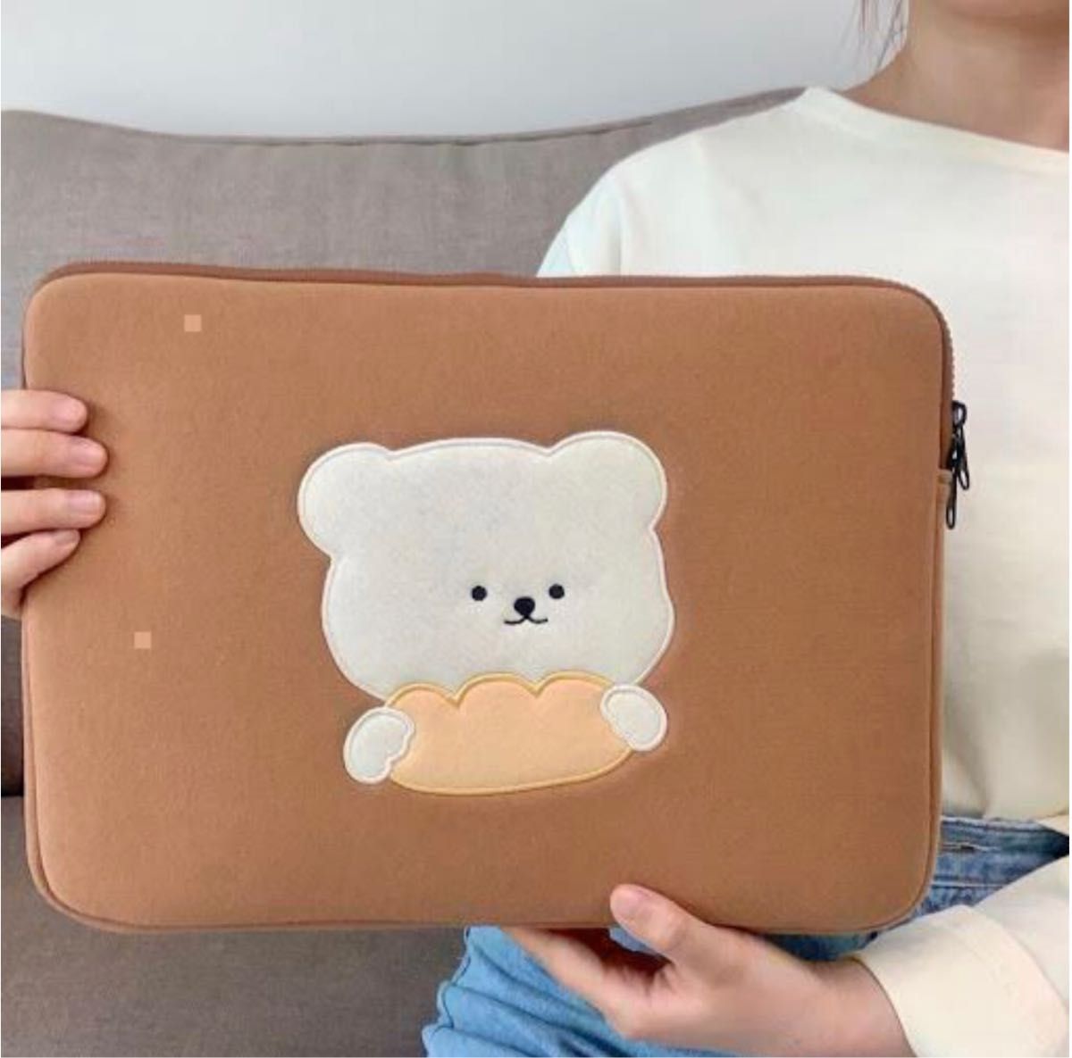 タブレットバッグ　iPadケース　収納バッグ　くま　韓国　茶色