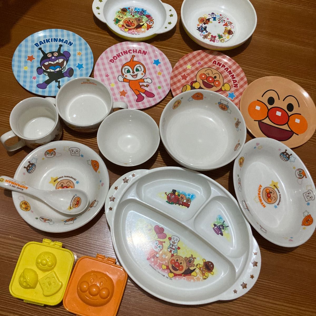 値下げ新品アンパンマン チャーハン食器セット - メルカリ