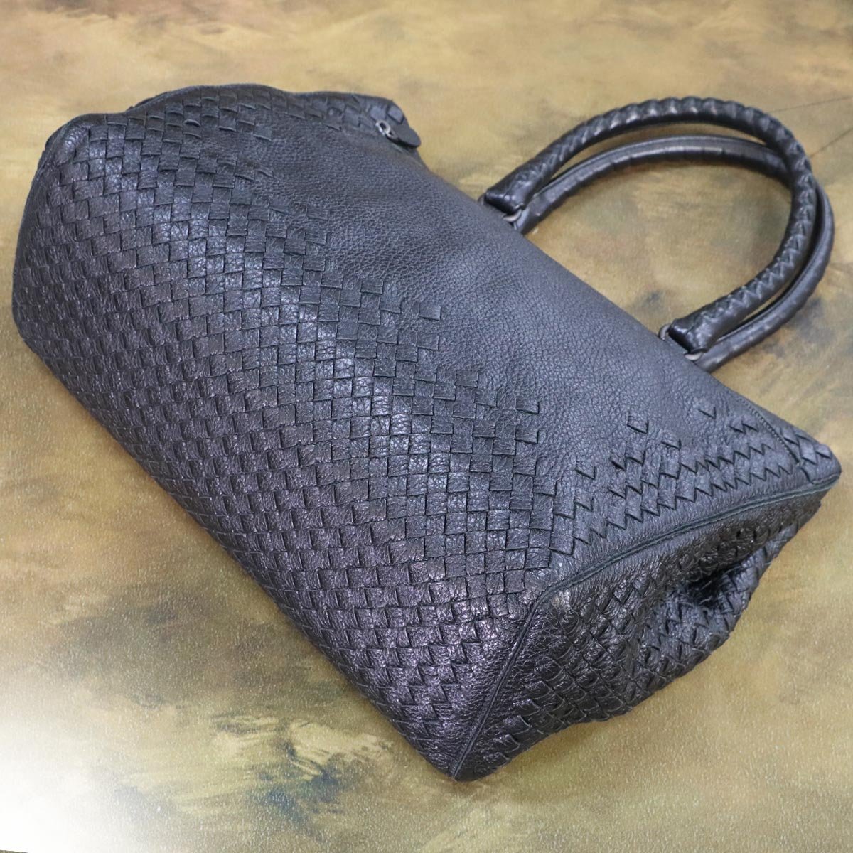 本物 超美品 ボッテガヴェネタ 最高級総鹿革 ディアスキン イントレ