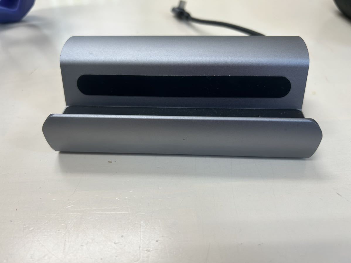 Steam Deck 512GB 使用時間10時間未満 即決落札は2万円程度の付属品