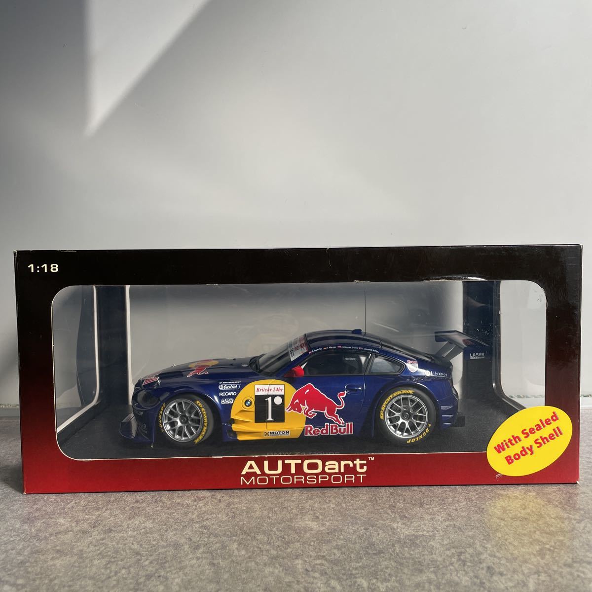 AUTOart 1/18 BMW Z4 Coupe Silverstone2007Red Bullオートアート