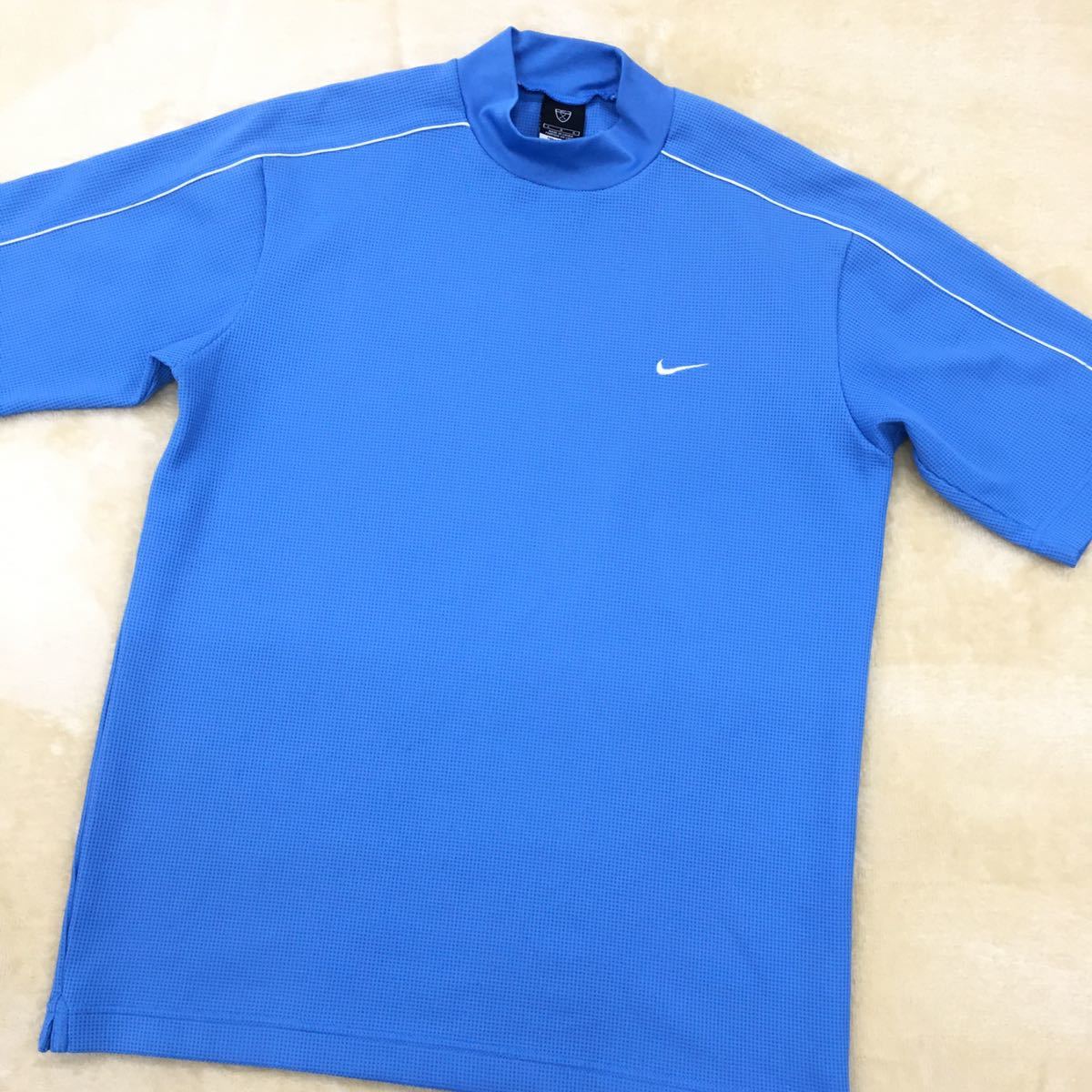 NIKE GOLF DRI -FIT ナイキ ドライフィット ゴルフウェア スポーツ ハイネック 半袖シャツ 速乾 スウォッシュ 刺繍ロゴ メンズ サイズL_画像3