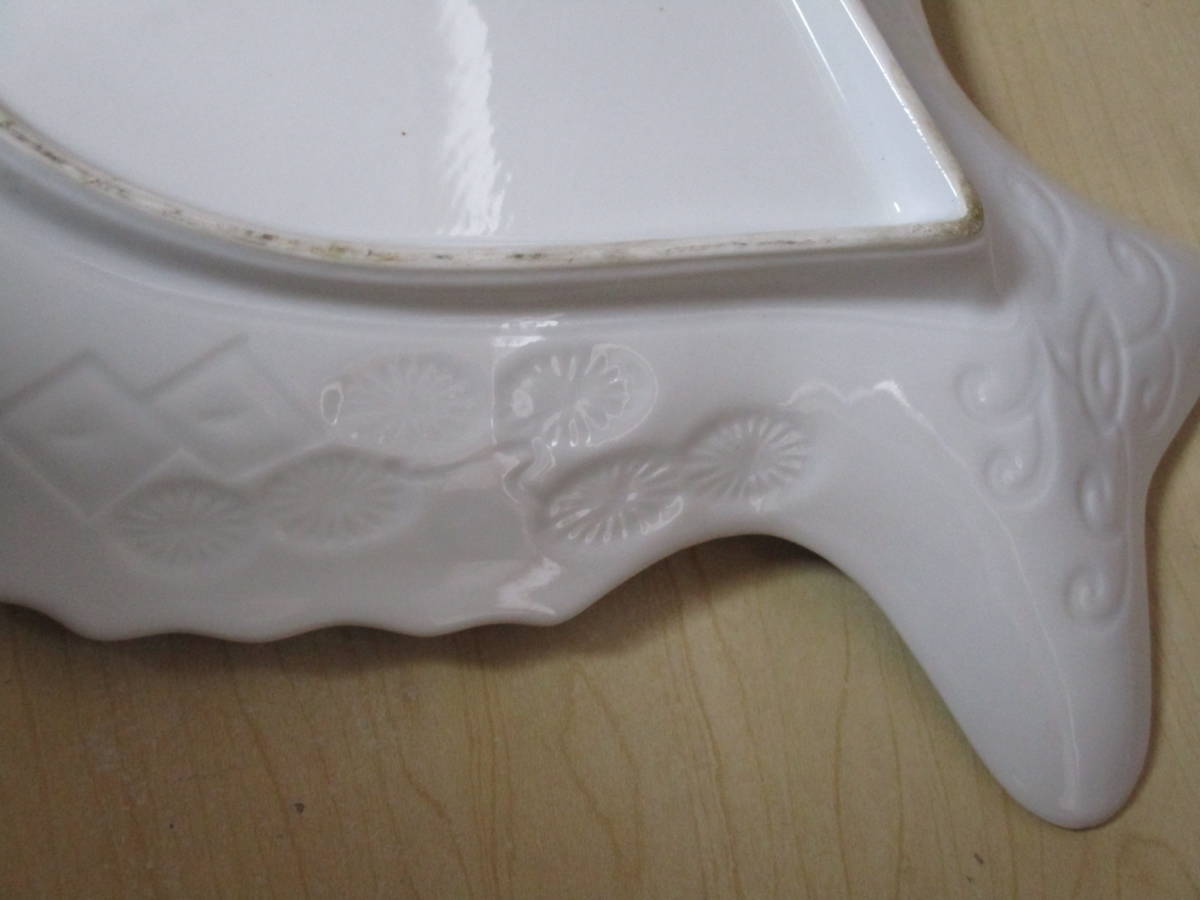 白磁浮彫 目出鯛 めでたい 縁起物 大皿 盛り皿の画像5