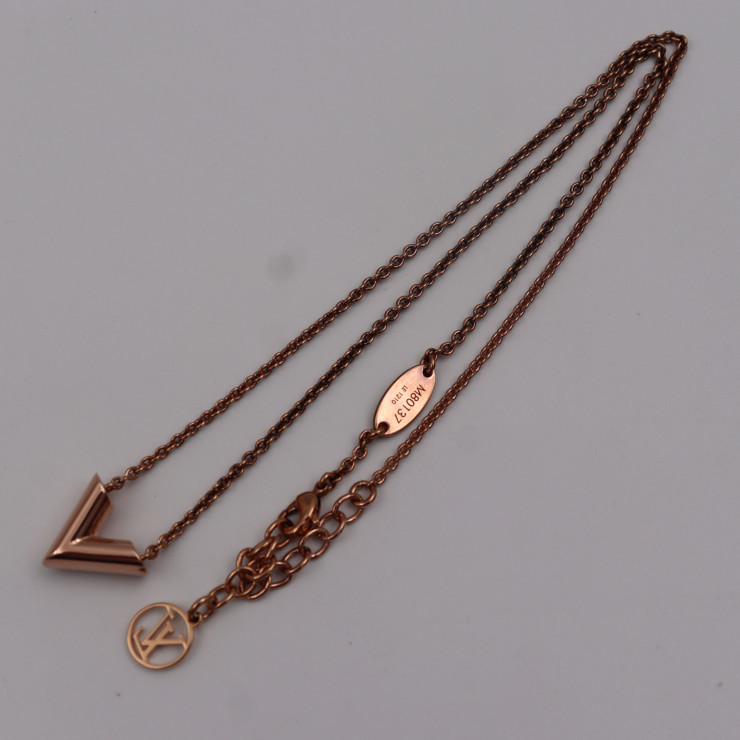 美品 LOUIS VUITTON ルイ ヴィトン コリエ エセンシャルV M80137