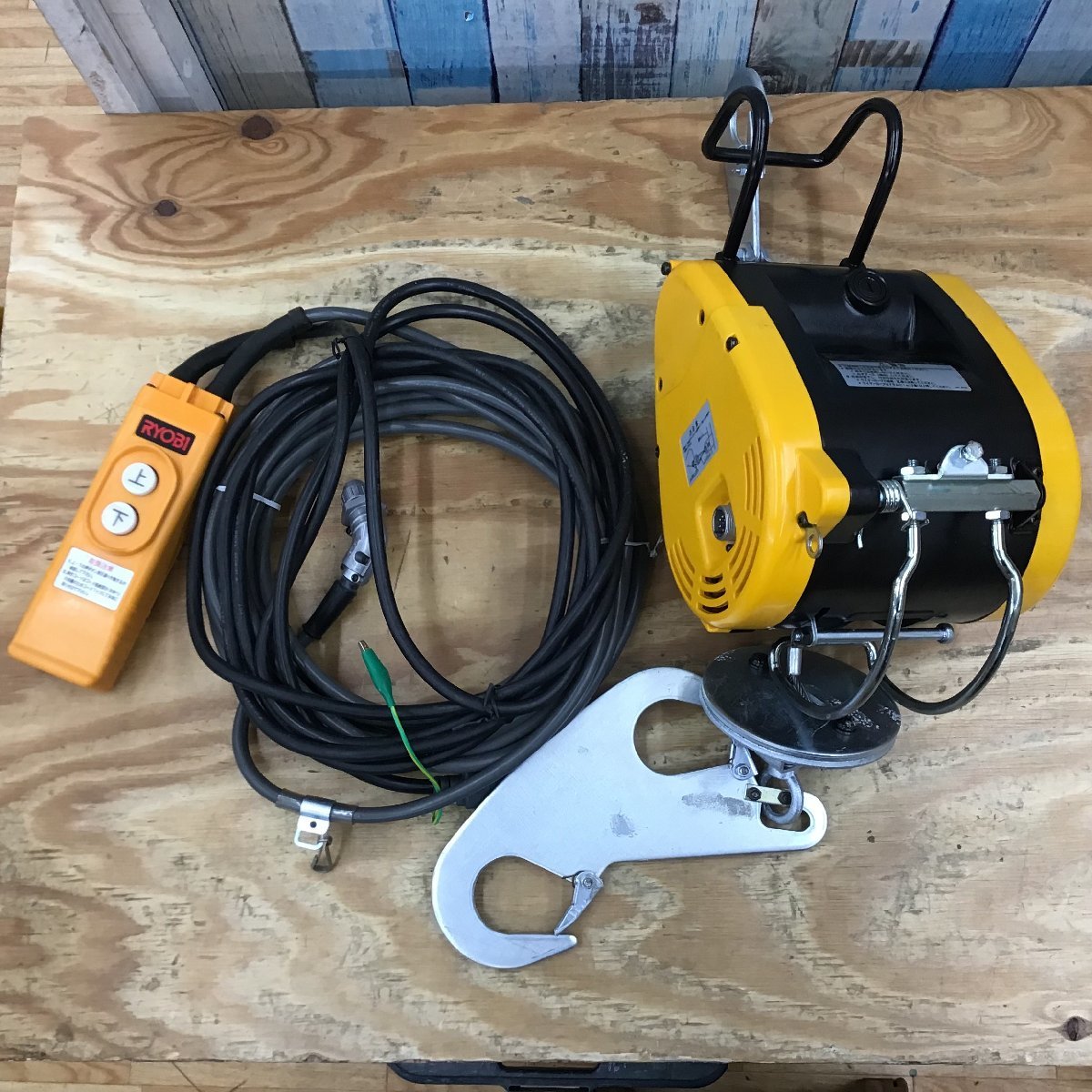 美品】○リョービ/RYOBI ウインチ WI-61C 揚程20m 最大吊揚荷重:60kg