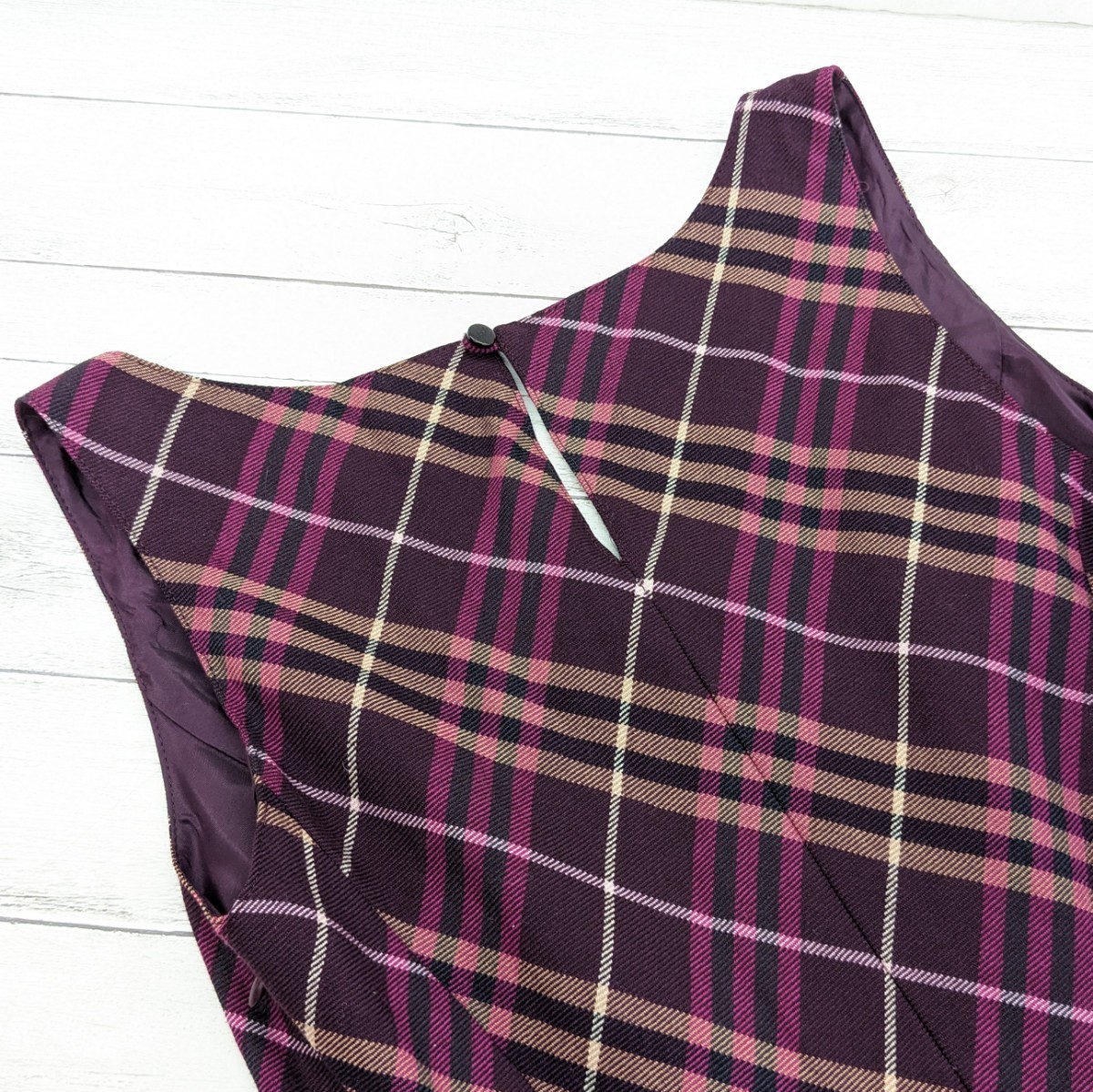 完売 LABEL BLUE LONDON BURBERRY バーバリーブルーレーベル ウール 三