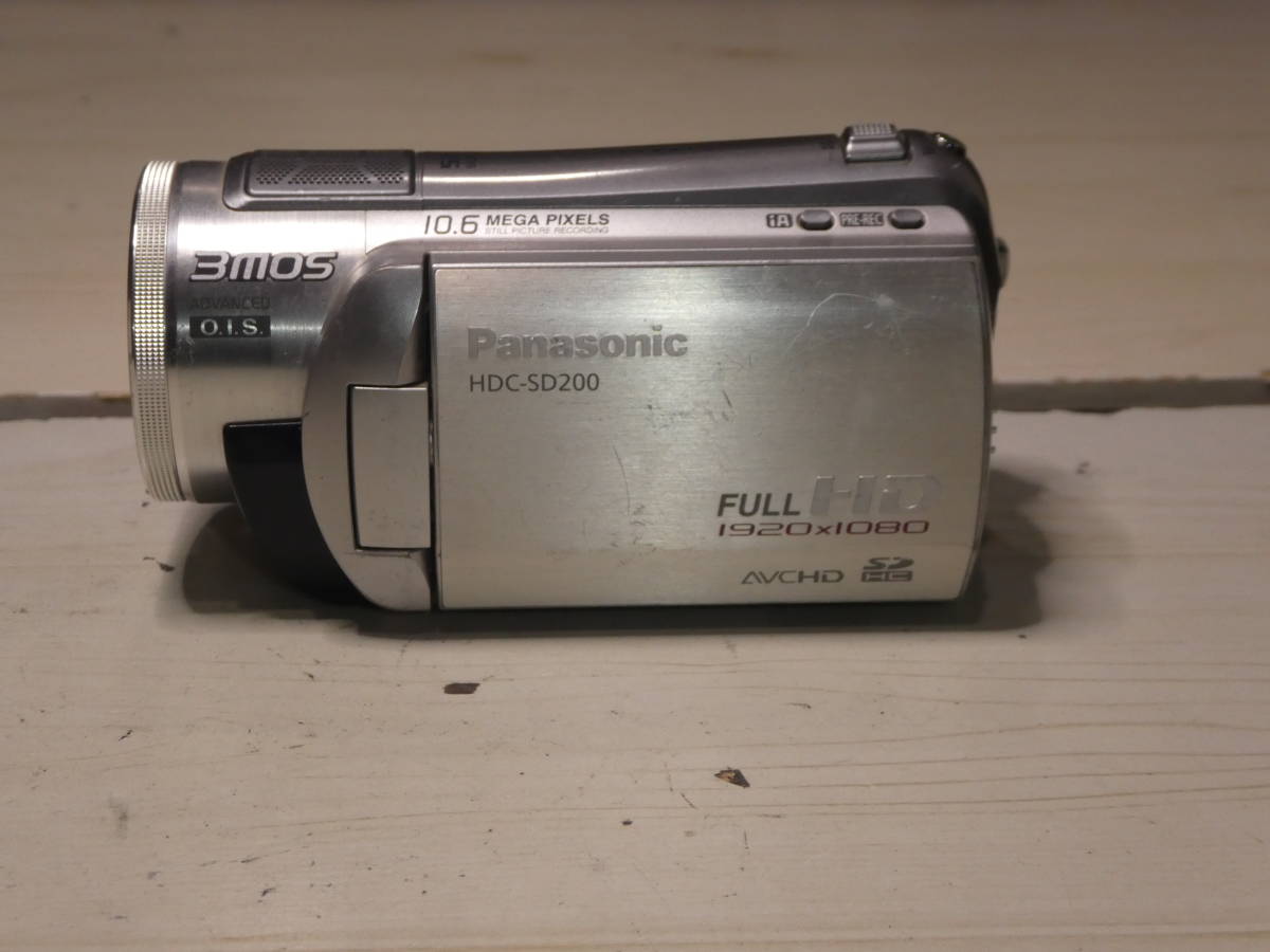 【未使用品】 Panasonic HDC-SD200 デジタルハイビジョンビデオカメラ 動作良好 パナソニック