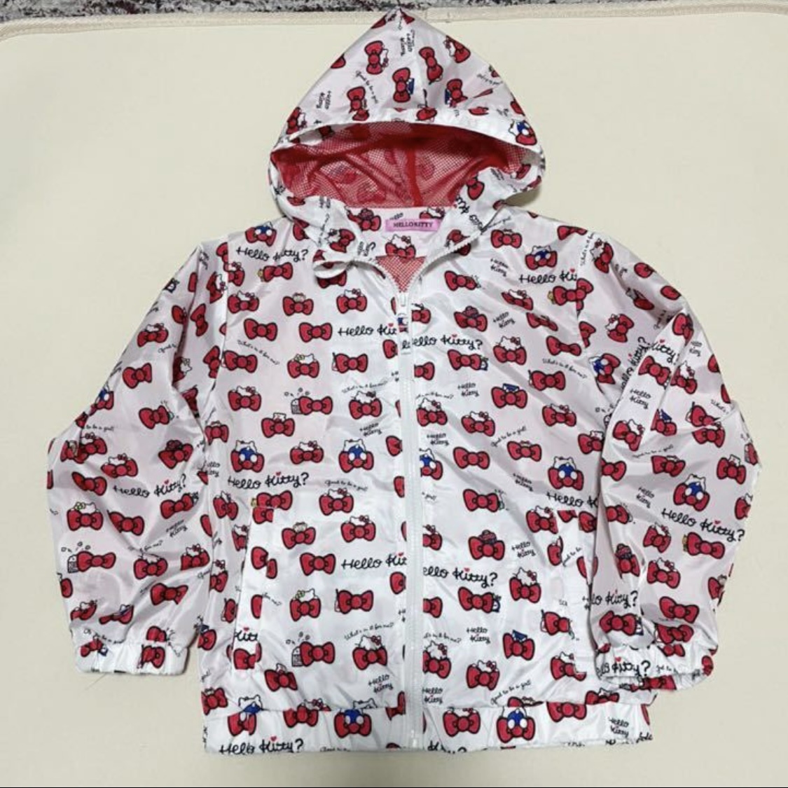  beautiful goods! Sanrio HELLO KITTY Hello Kitty nylon jacket Parker 130 size trying on only 