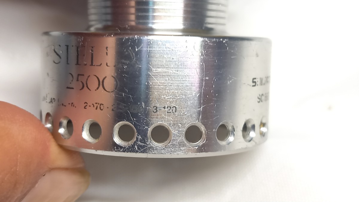 シマノ 98ステラ 2500 管理990B スプール+ドラグノブセット 傷 シマノ 98ステラ 2500 管理990B スプール+ドラグノブセット 傷