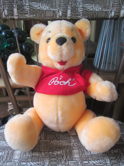 Pooh★80's～ビンテージ　USAウォルトディズニー　プーさん人形　アメリカアンティーク雑貨/店舗ミッキー50's60'sスヌーピーアメトイ_画像1