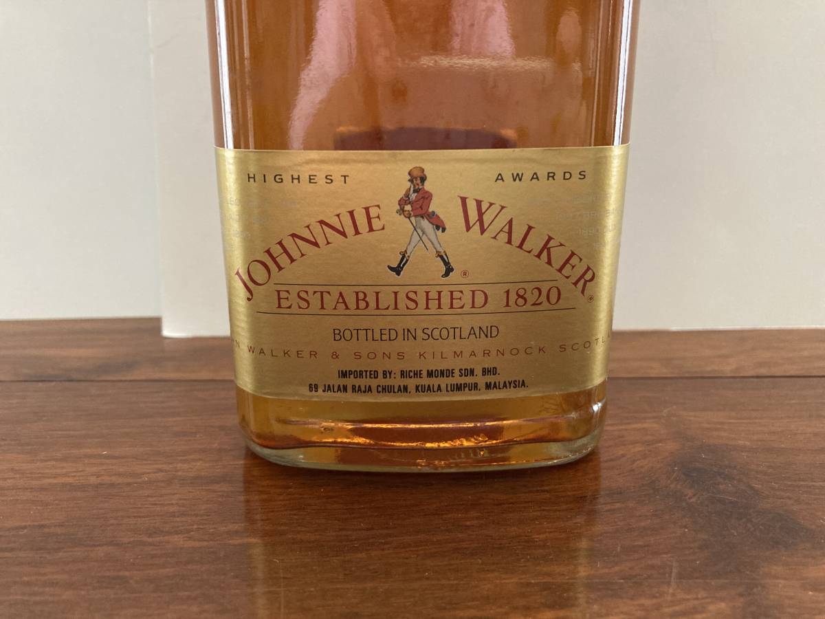 johnnie walker red label オールドスコッチウイスキー　ESTABLISHED　1820　1000ml