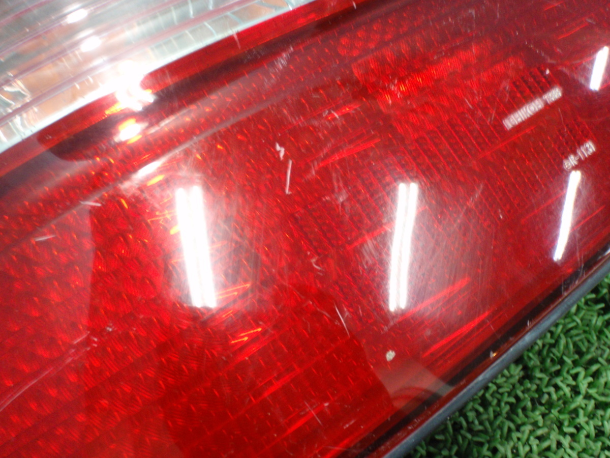 * HBY33 HY33 Y33 Gloria tail lamp left tail lens 200811JJ