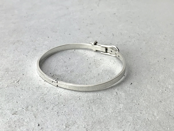 好評超激得】 ビンテージ メキシカン 925 シルバー バングル バックル