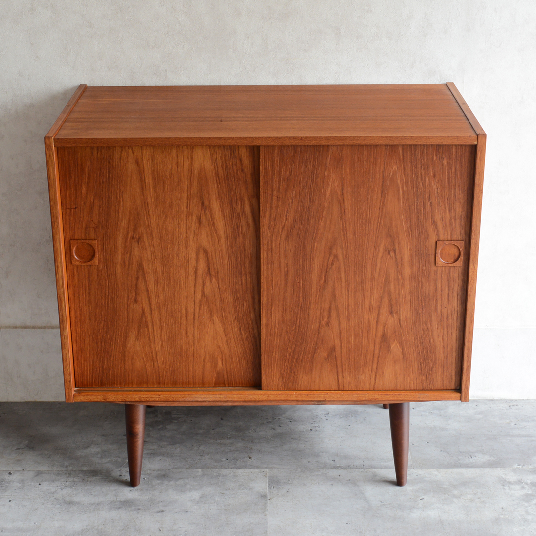 [ maintenance settled ] Denmark Vintage cheeks cabinet 5-13 Northern Europe furniture wood oil finish Mid-century Northern Europe design 