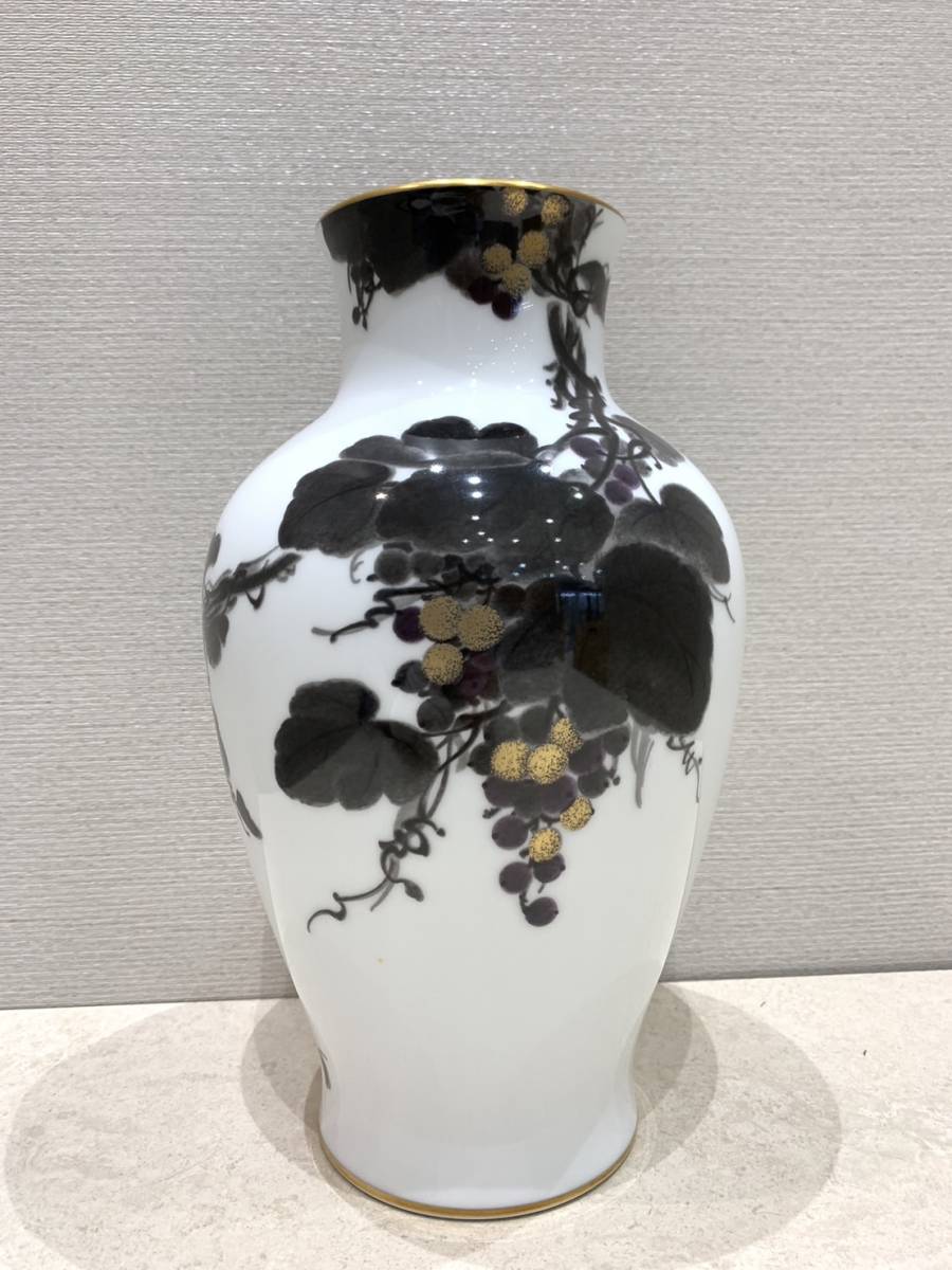 M920 OKURA large . ceramics gold paint vase flower vase flower natural flower go in flower base interior . tool height approximately 27.5cm box have 