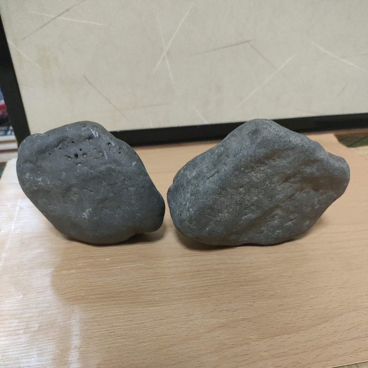 鉄隕石 磁石に付きます 2個セット  2757g ロシア 鑑賞石 置物の画像5