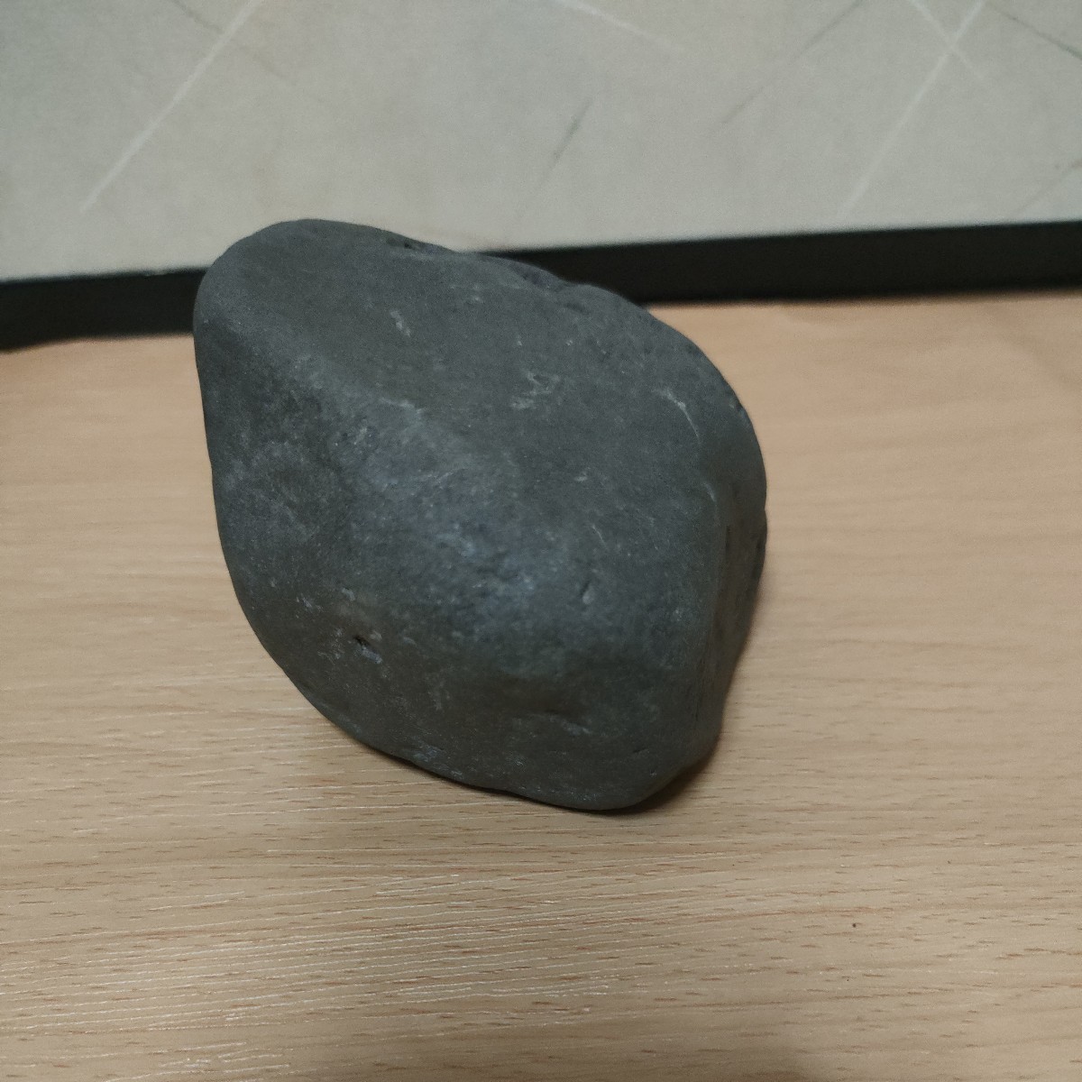 鉄隕石 磁石に付きます 無限の穴 1490g ロシア の画像3