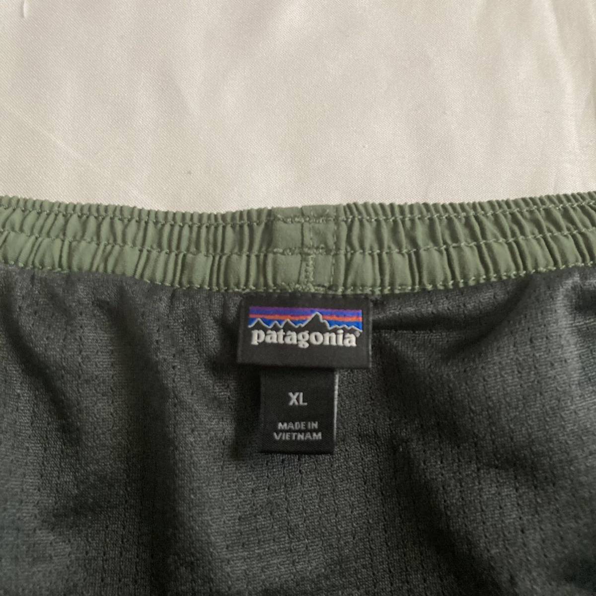 XLサイズ 極美品【2017・廃盤】patagonia メンズ バギーズ XLサイズ 極美品【2017・廃盤】patagonia メンズ バギーズ