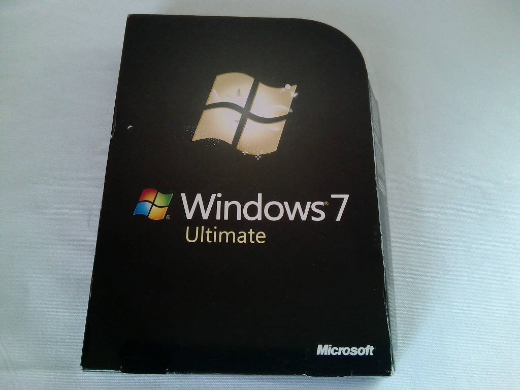 Windows 7 Ultimate 32bit/64bit　DVD2枚セット　プロダクトキー付き（MADE IN USA）_画像1