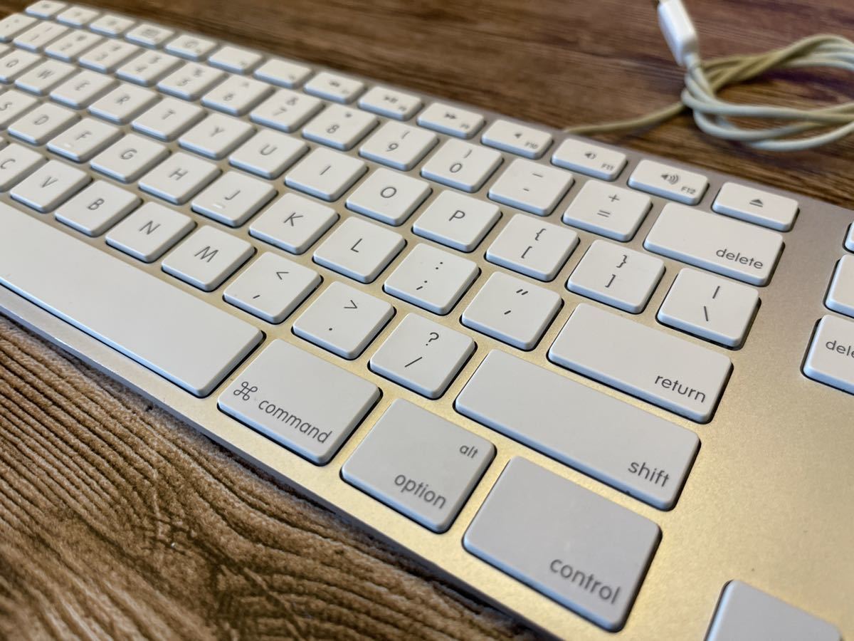 13周年記念イベントが 48時間以内発送Appleテンキー付きキーボード