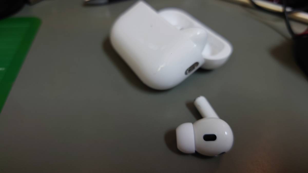 AirPods pro 第二世代　本体のみ