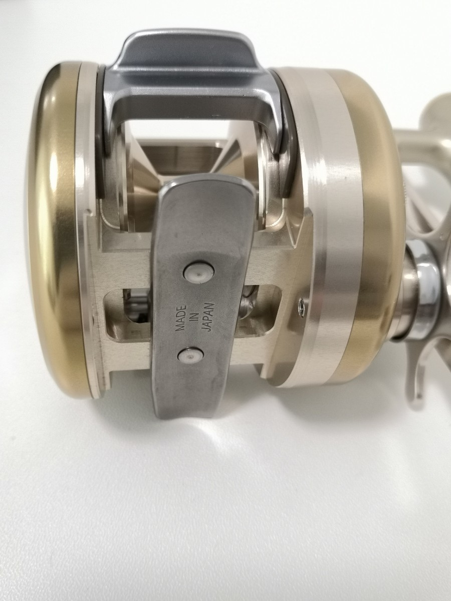 Yahoo!オークション - ダイワ ミリオネア CV-Z 200F y4527 Yahoo!オークション - ダイワ ミリオネア CV-Z 200F y4527