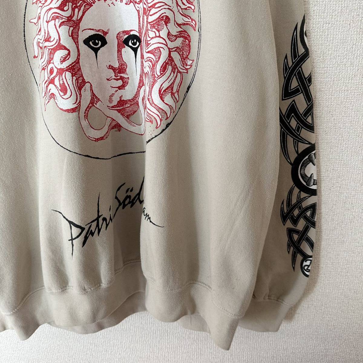SS06 I woke up期 Patrik Soderstam オーバーサイズ メデューサ