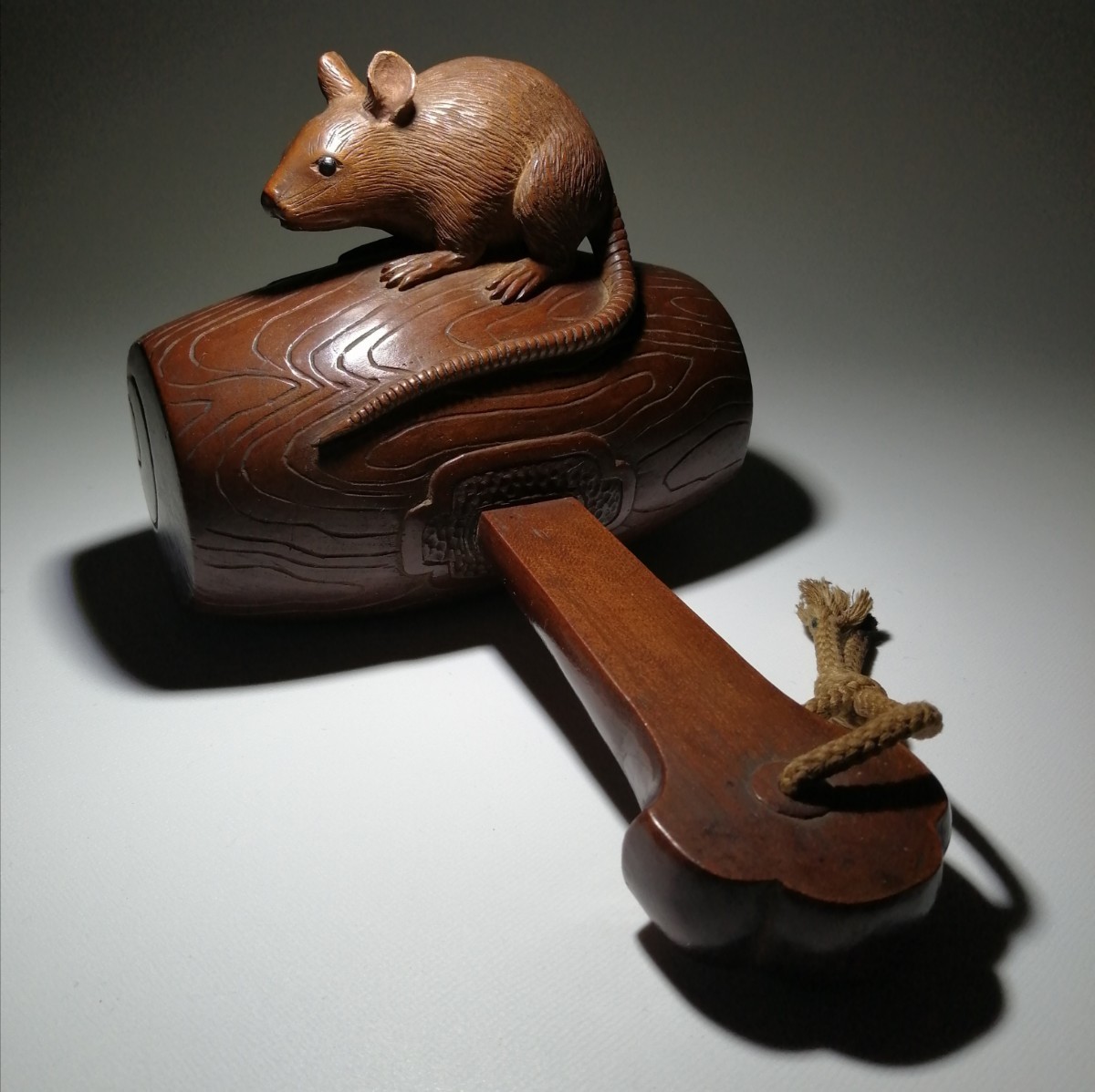 古い 鼠 打出の小槌 木製 明治時代 ○ 打出の小槌 ねずみ 彫刻 木彫り 置物 縁起物 時代 骨董 古美術 古玩