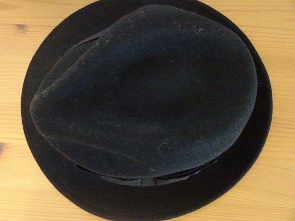 〔VENCE EXCHANGE〕レディース・メンズ　黒色帽子　中折れハット　サイズ５７cm〜５９cm　キャップ　帽子　ウール_画像8