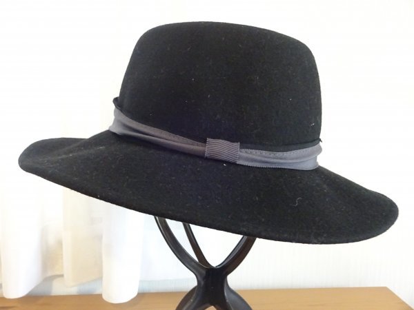 ｛シゲマツ ｝黒色帽子　中折れハット　メンズ・レディース　スタイル帽子　サイズ５７.５cm　キャップ　帽子　ウール_画像1