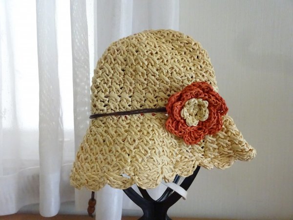 ｛AURELIA KOBE｝キッズ帽子　女の子　ペーパーハット 紐付　スタイル帽子　キャップ　帽子　サイズ５０cm_画像1