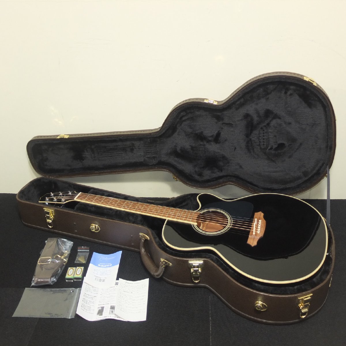 良品】Takamine ギターケース ハードケース-