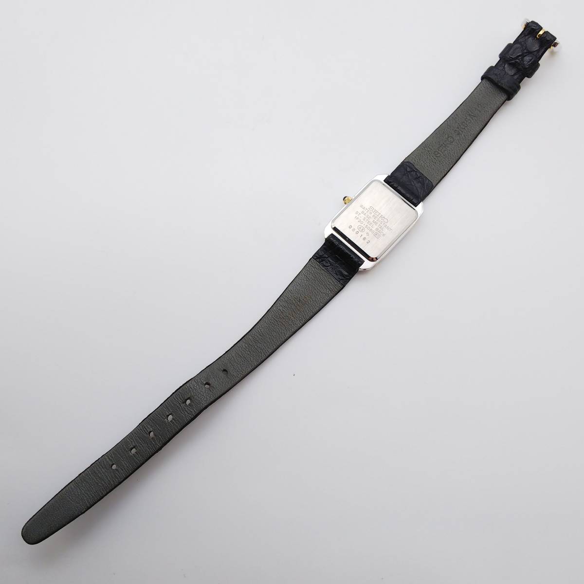 送料無料【電池交換済】 セイコー SEIKO エクセリーヌ EXCELINE 送料無料【電池交換済】 セイコー SEIKO エクセリーヌ EXCELINE