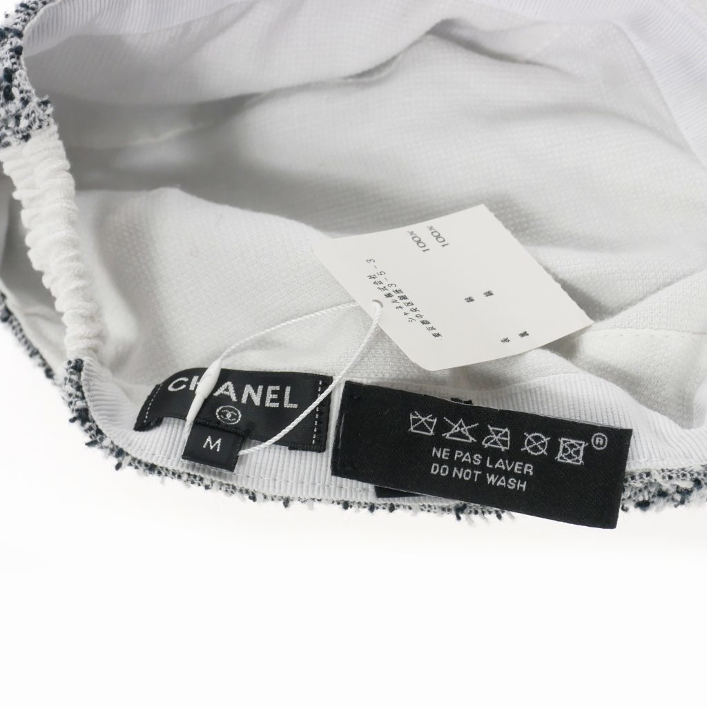 未使用品 シャネル CHANEL ツイード ロゴ キャップ M ホワイト 白