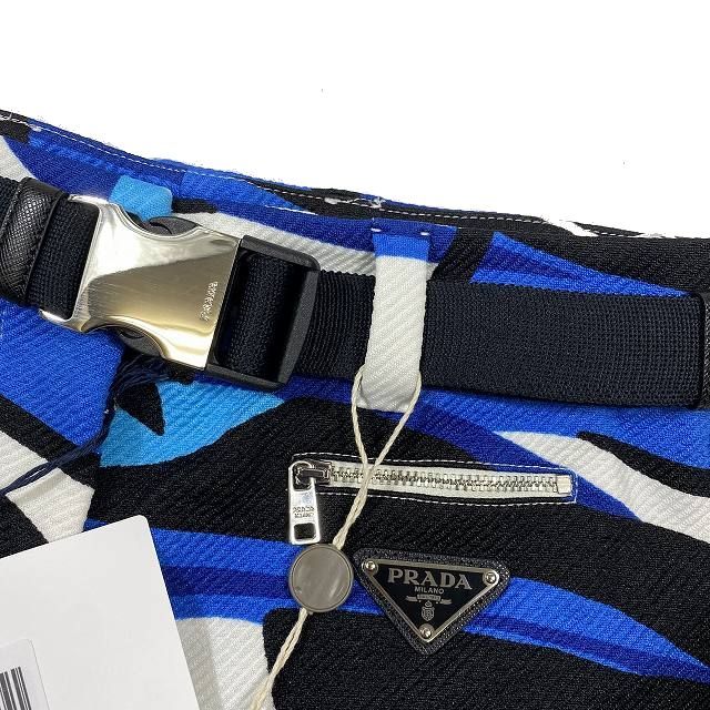 未使用品 プラダ PRADA ショートパンツ 迷彩柄 カモフラージュ