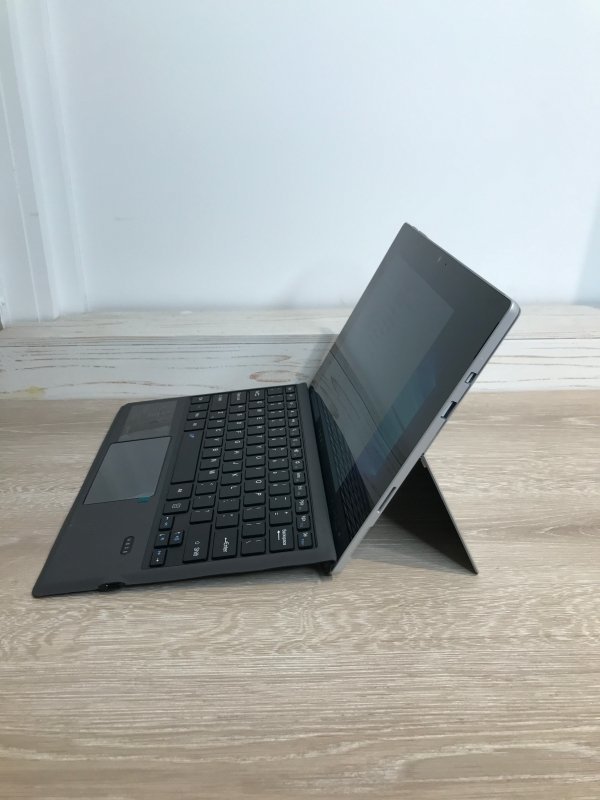 Microsoft Surface Pro CI5(7300U)-2.6GHZ メモリ8GB SSD-256GB Win 11