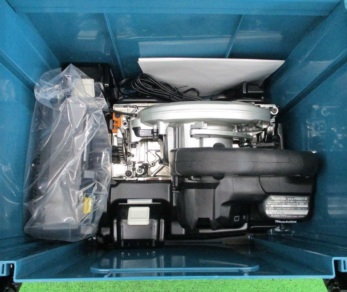 新品♪ マキタ 165mm充電式マルノコ HS631DGXSB (18V 6.0Ahバッテリ2