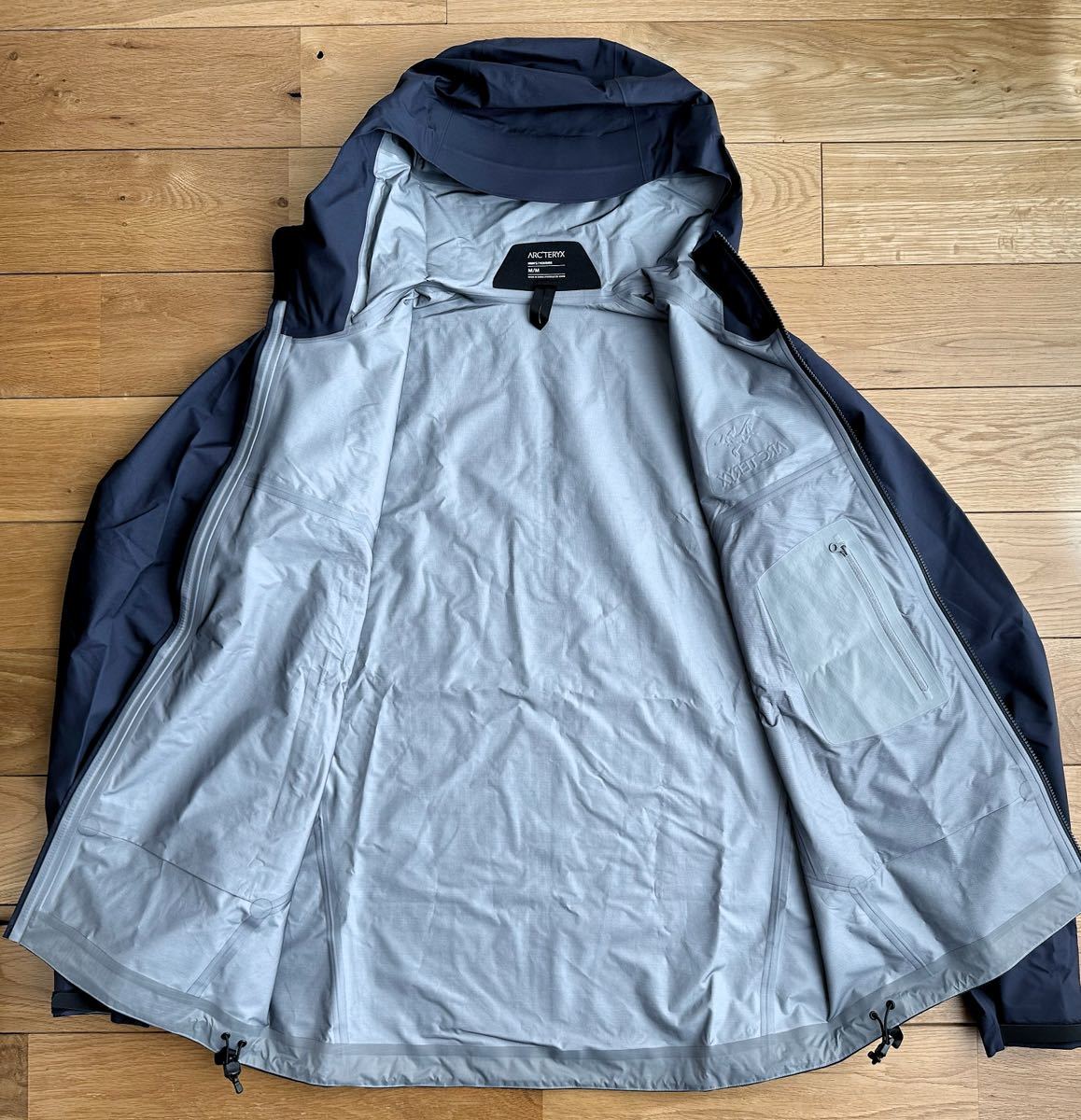 【国内正規 新品】ARC'TERYX Beta Jacket Men's Black Sapphire M アークテリクス ベータジャケット GORE-TEX ゴアテックス ネイビー