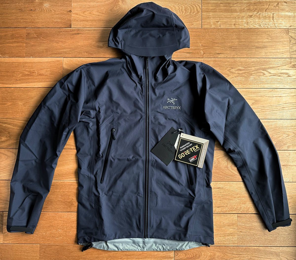 充実の品 新品】ARC'TERYX 【国内正規 Beta S ネイビー ゴアテックス