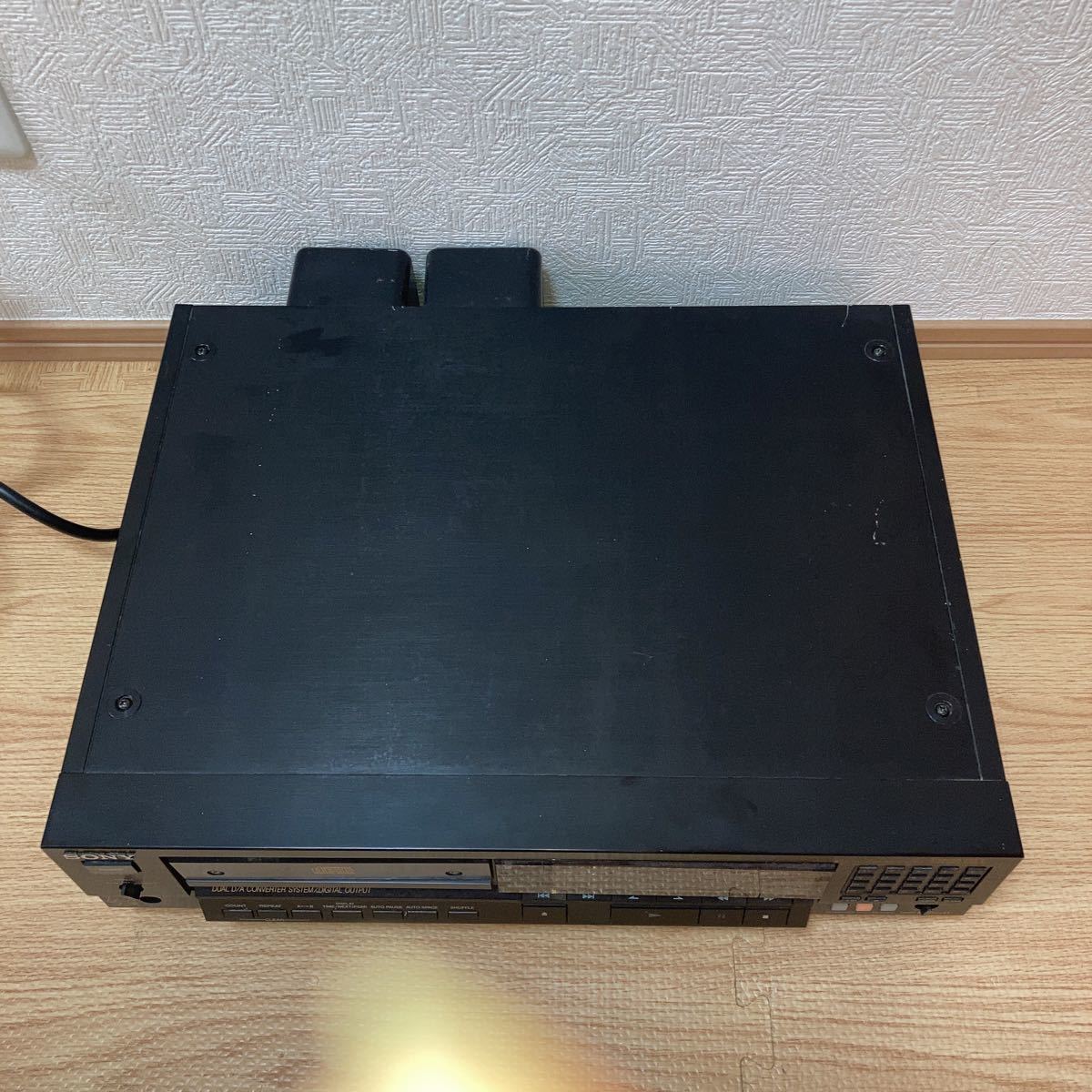 SONY CDP-555ESD CD プレイヤー 通電あり ジャンク品