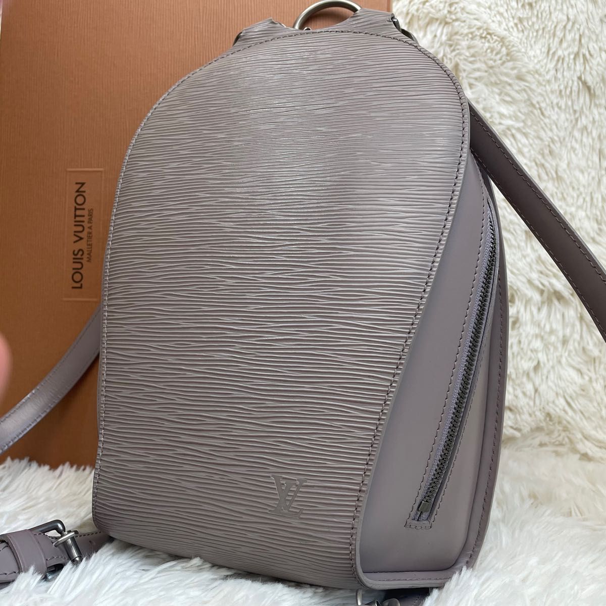 希少カラー 箱付き LOUIS VUITTON エピ マビヨン リュック ルイ