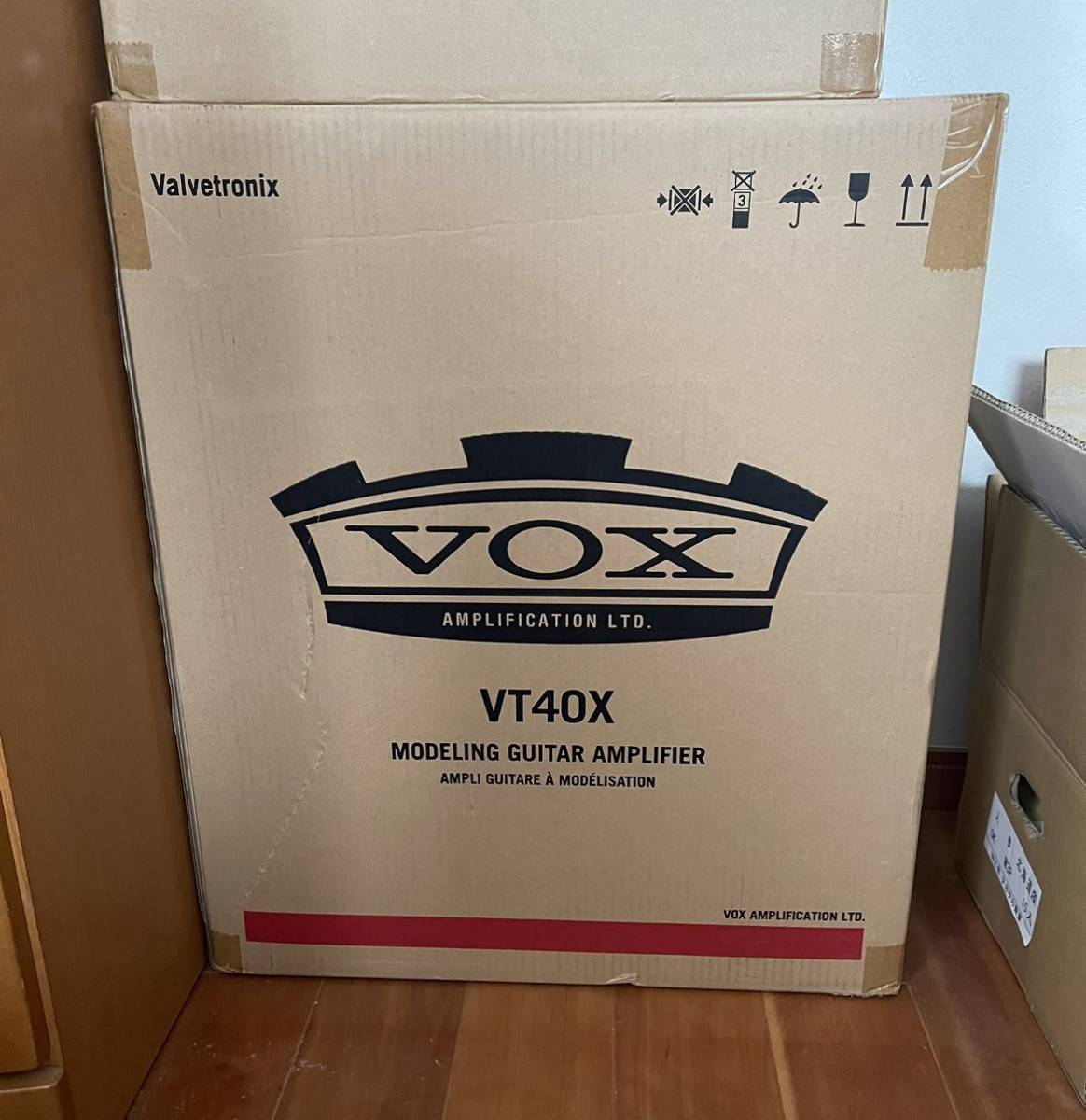 VOX / VT40X エフェクト内蔵モデリングギターアンプ Valvetronix 40W 美品