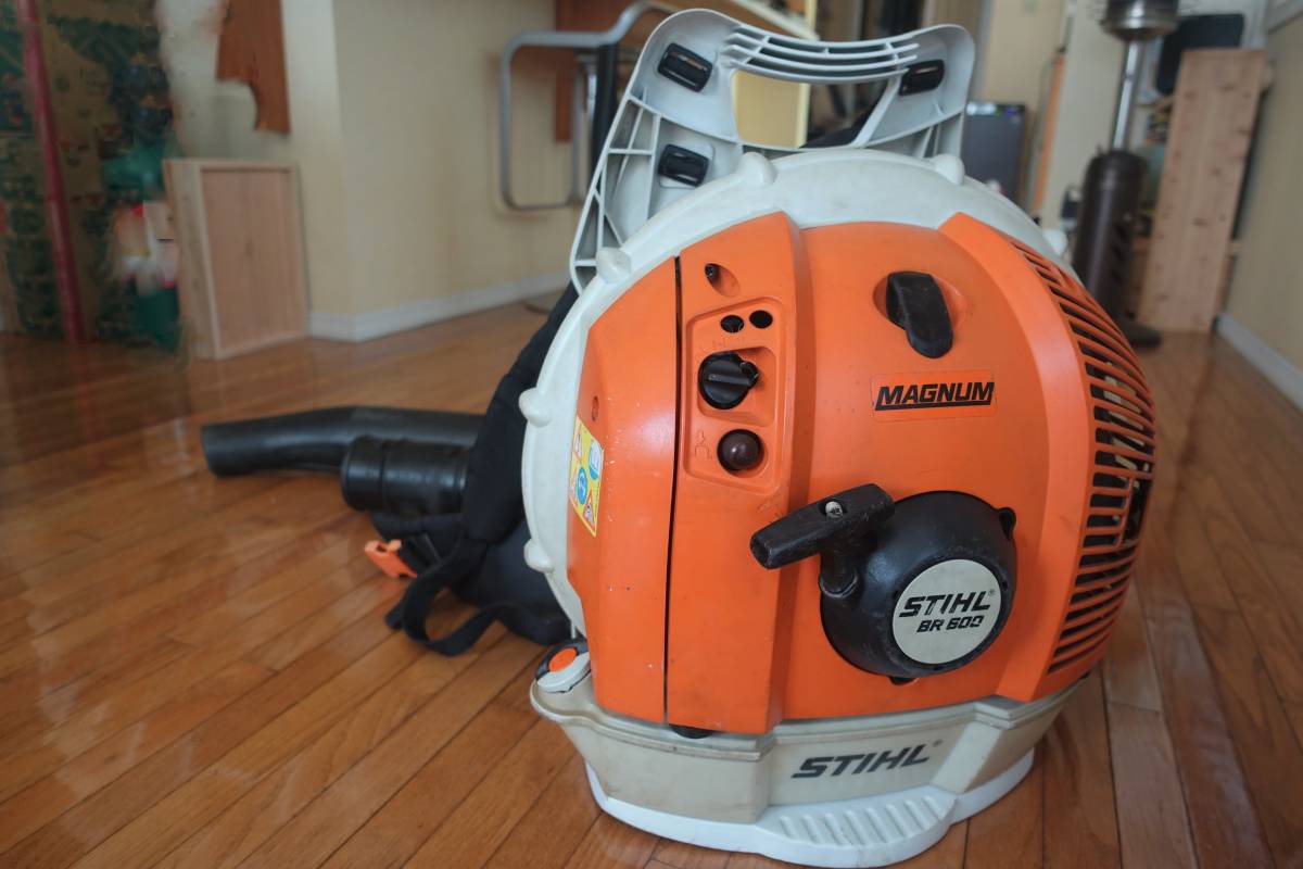 STIHL BR600 動作品 背負式 スチール エンジンブロワ ブロワー STIHL BR600 動作品 背負式 スチール エンジンブロワ ブロワー